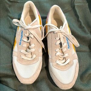 Reebok White and Yellow Sneakers with Classic Design